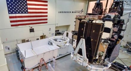 宇宙簡訊 洛馬獲美軍保密通信衛星大單，俄羅斯布局新一代導航，火箭院發明展奪金銀